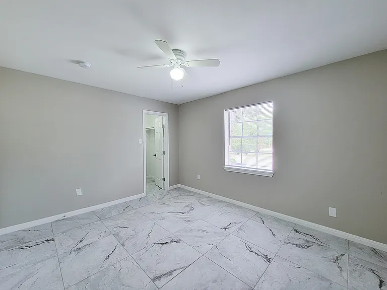 COURTYARD PARK APARTMENTS — Photo 14
