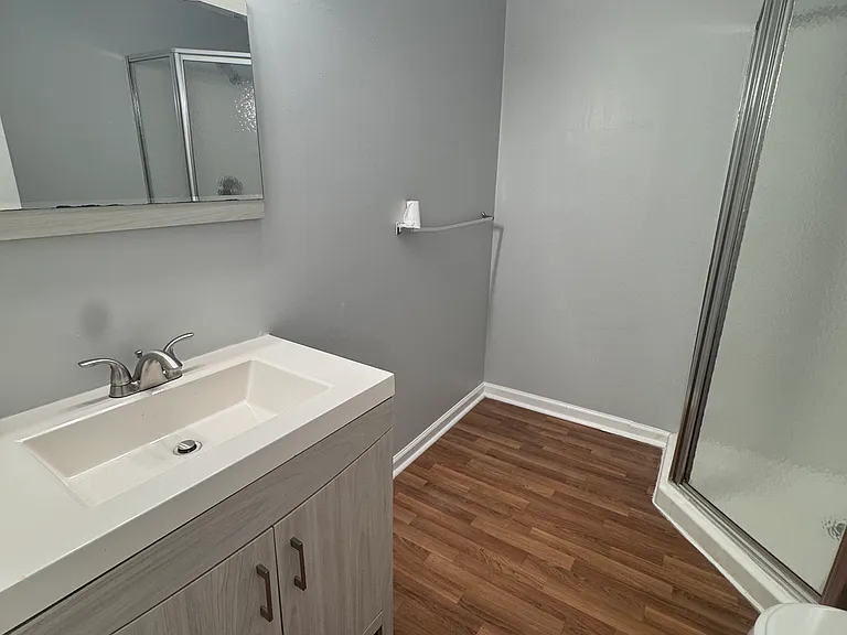 114 Harvey Ave — Photo 10