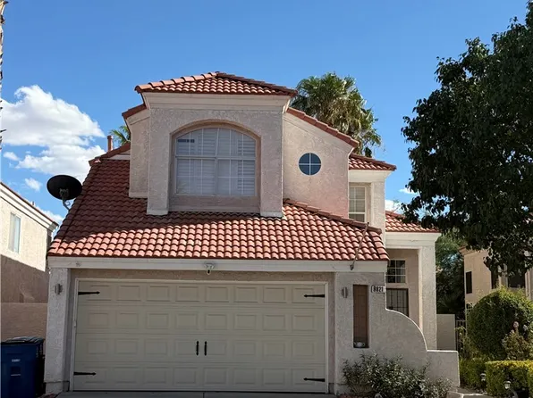9821 Virginia Woods Cir, Las Vegas, NV 89117