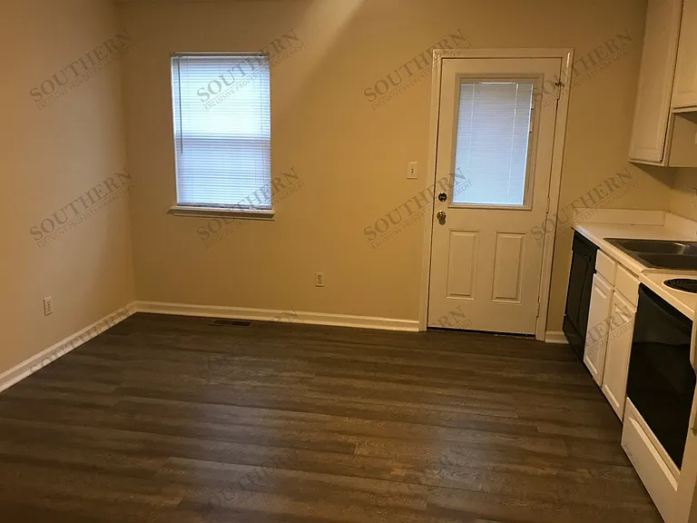3930 Banyan Ct — Photo 2