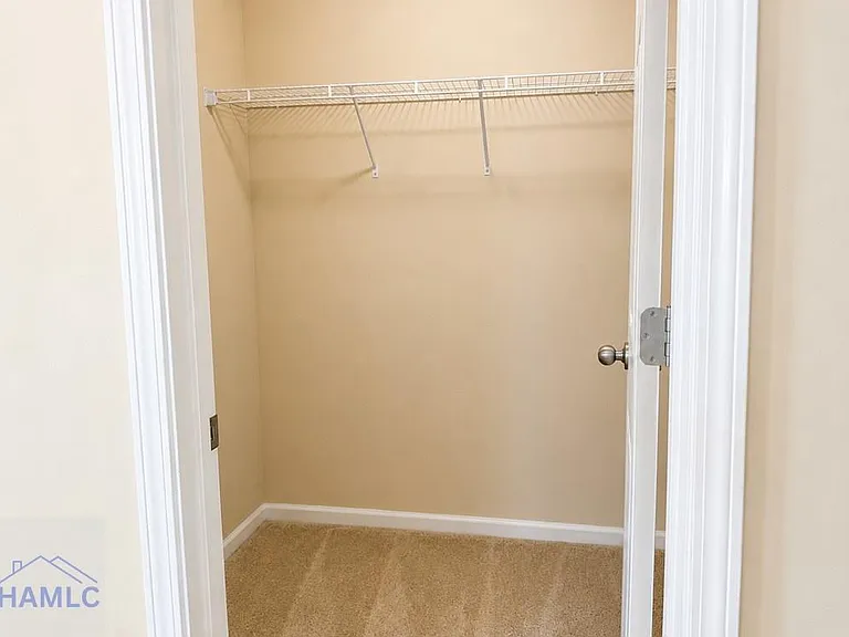 1106 Creekside Cir — Photo 16