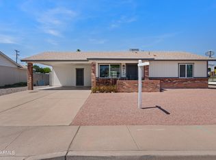 946 W Hillview St, Mesa, AZ 85201