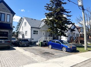 40 N Woodrow Blvd, Toronto, ON M1K1W3