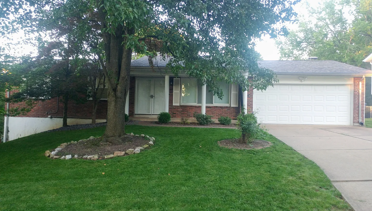 1222 Sandstone Dr photo 1