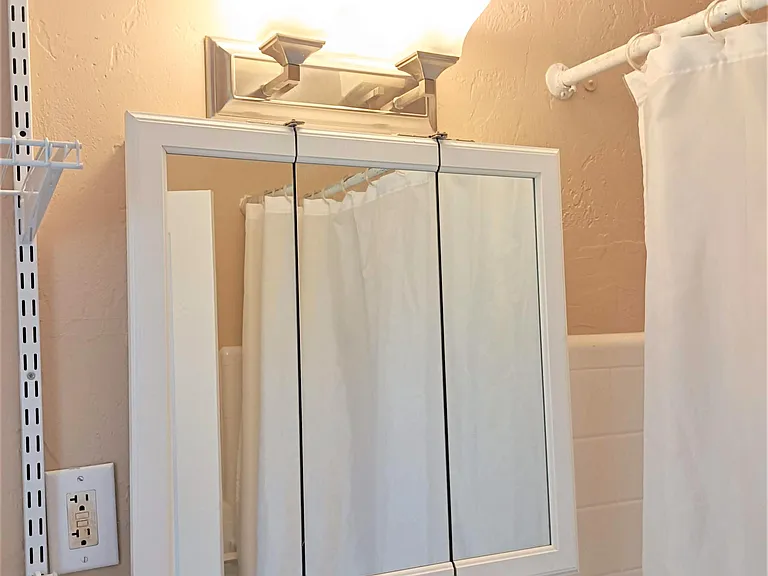 1736 Dewey St #A — Photo 28