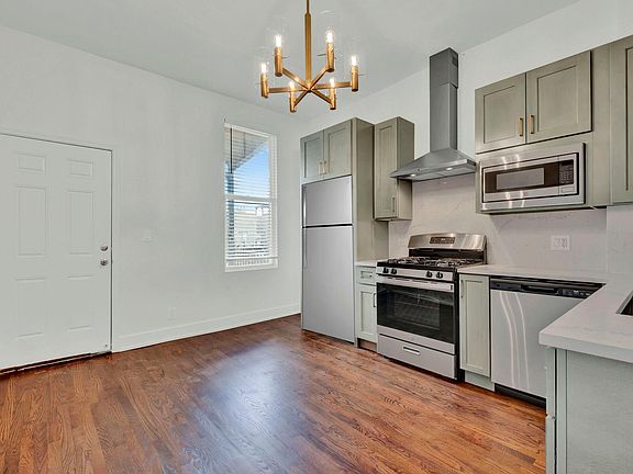 5th image of 1451 N Rockwell St APT 3