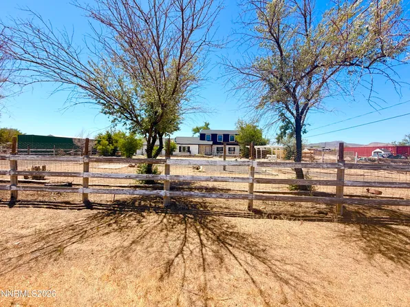 1301 Idaho Ave, Silver Springs, NV 89429