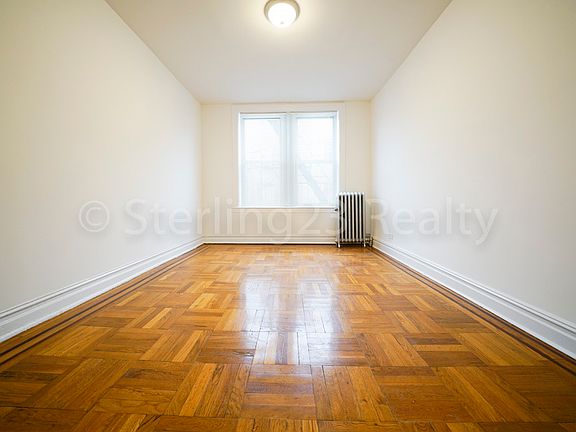 2nd image of 18-29 Ditmars Blvd #Rr1