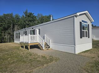 7 Goose Neck Rd, Hancock, ME 04640