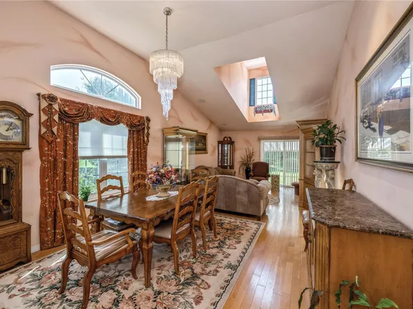 10 Summerfield Lane #10, Aquebogue, NY 11931