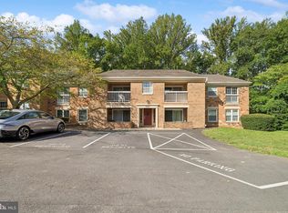 5806 Cove Landing Rd APT 304, Burke, VA 22015