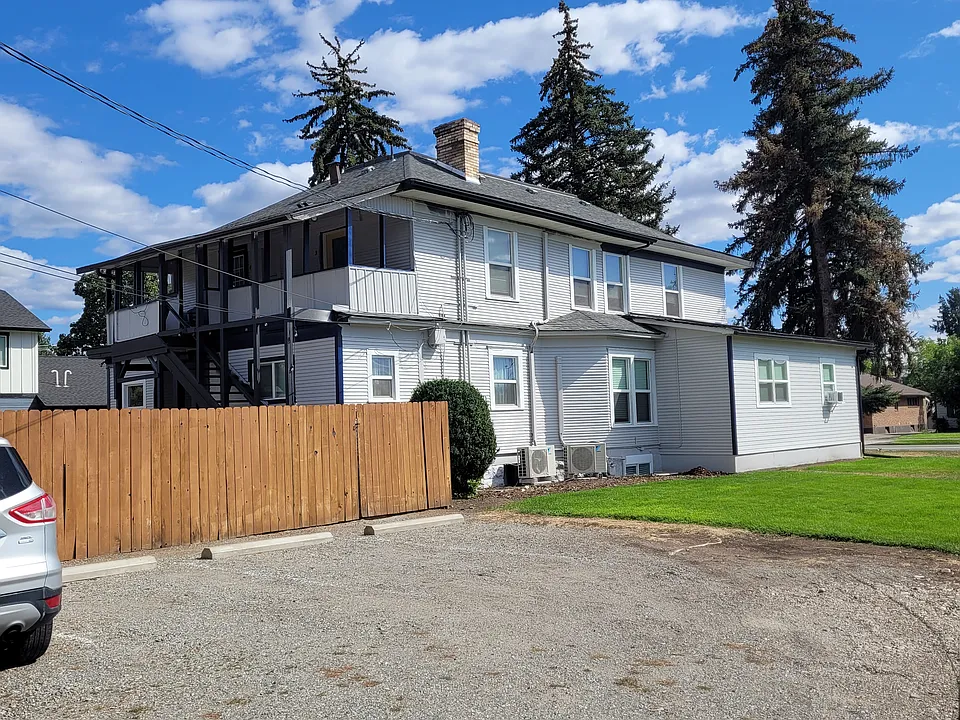 303 E Indiana Ave #4