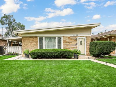 5032 Lee St, Skokie, IL, 60077