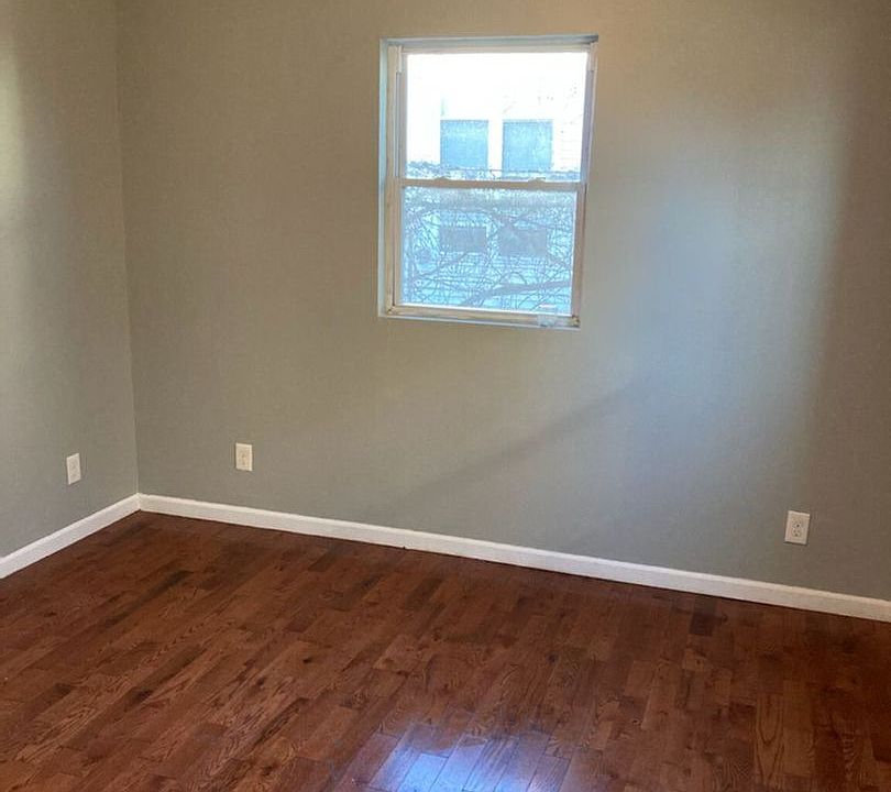 1st image of 1913 W Montgomery Ave Unit B-4