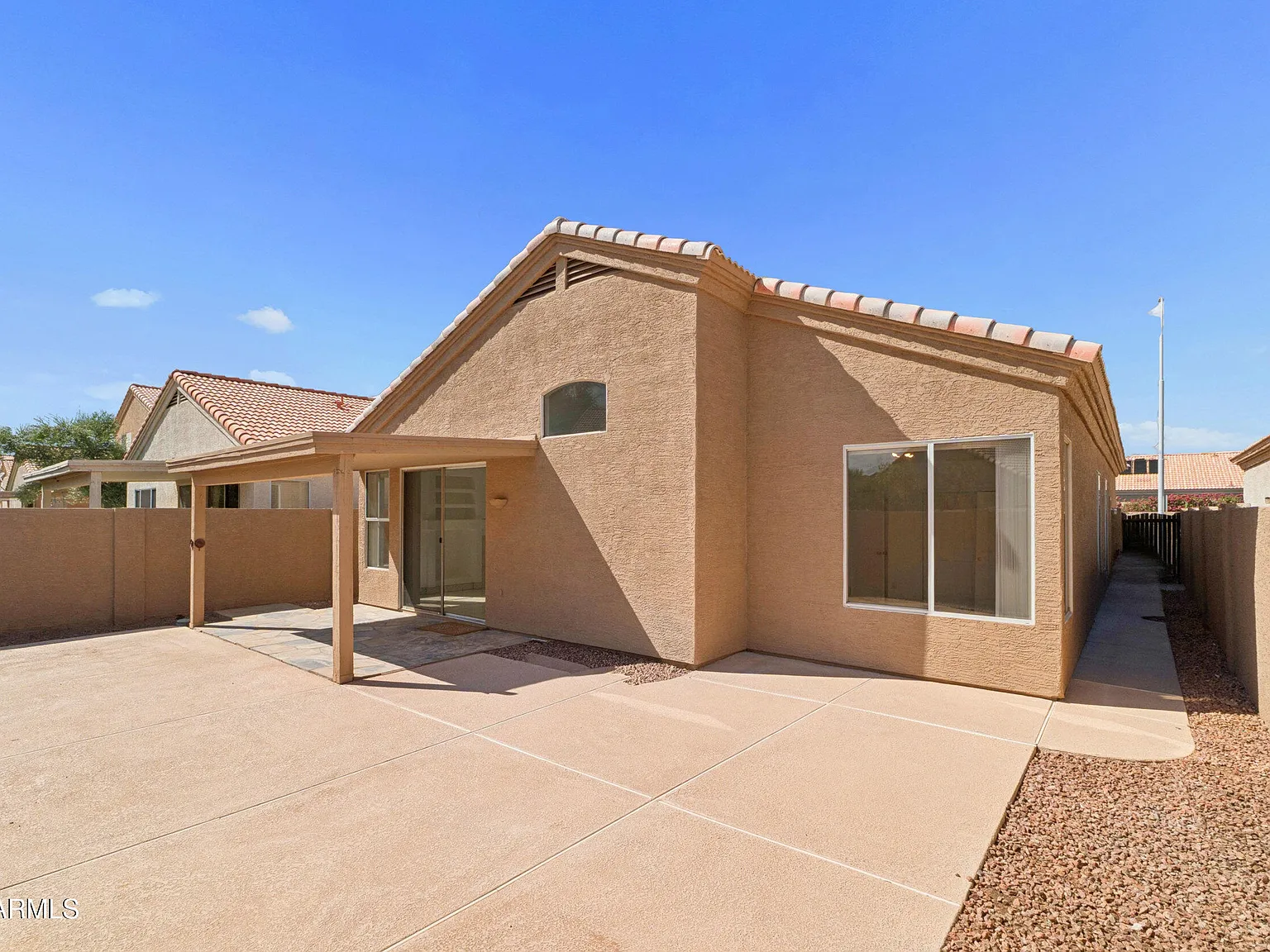 3 bed, 2.0 bath, 1671 sqft, $2,650 — Photo 3