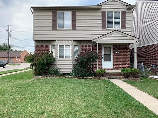 1st image of 30405 Groveland St