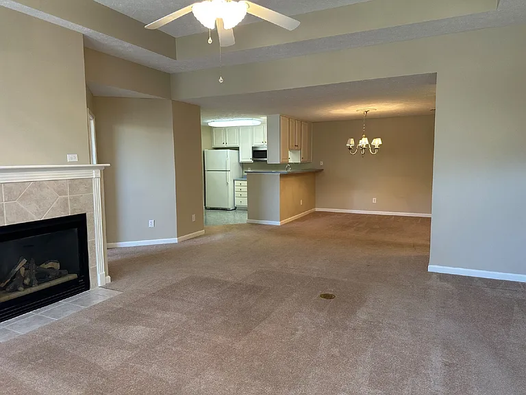 7686 Briarstone Ln — Photo 34