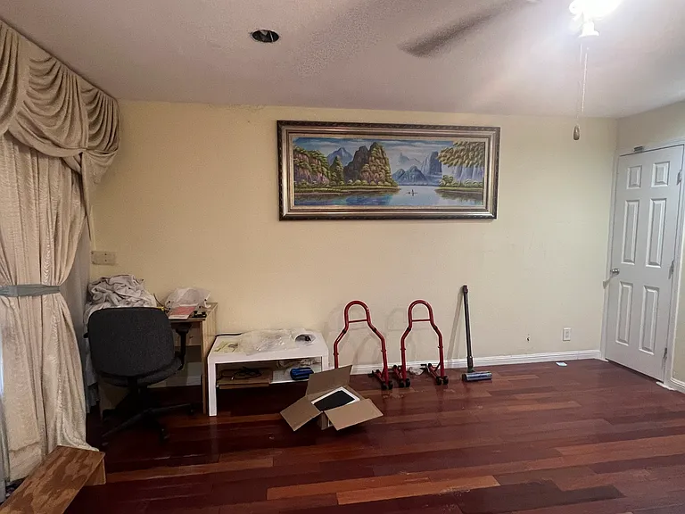 2445 Glen Fox Ct — Photo 2