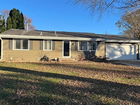 8124 Yates Ave N, Brooklyn Park, MN 55443