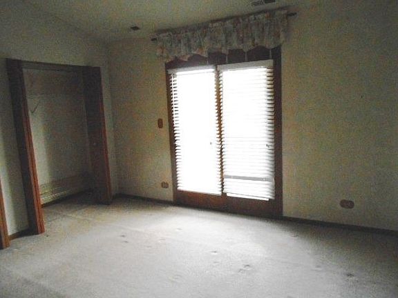 4th image of 473 Nicole Dr APT B