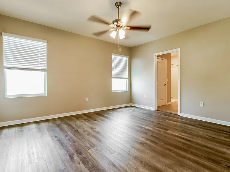 10988 Carlton Fields Dr — Photo 9