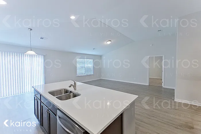 17 Duluth Dr — Photo 6