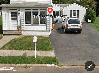 136 Louisiana Ave, Ewing, NJ 08638