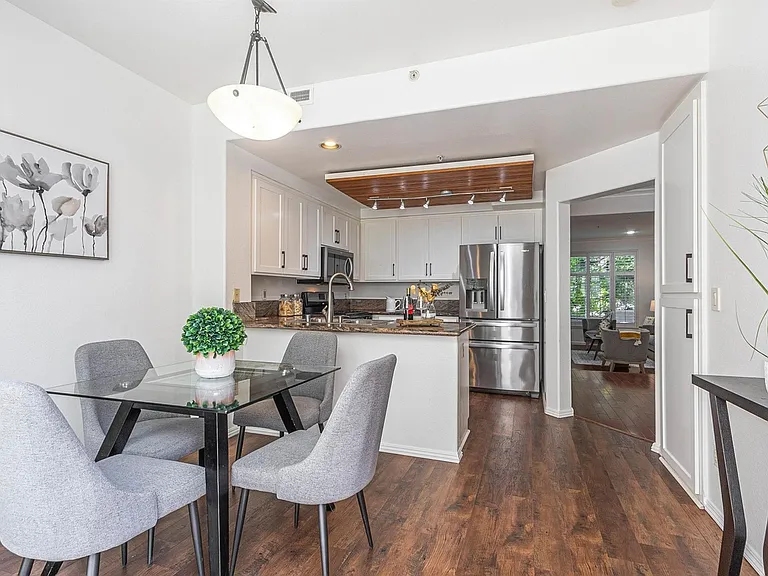441 Camille Cir #12 — Photo 40