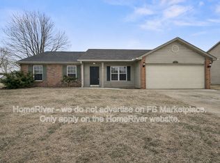 1622 Black Oak Ln, Franklin, IN 46131