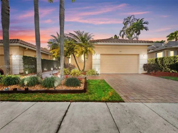 2497 Bay Isle Dr, Fort Lauderdale, FL 33327