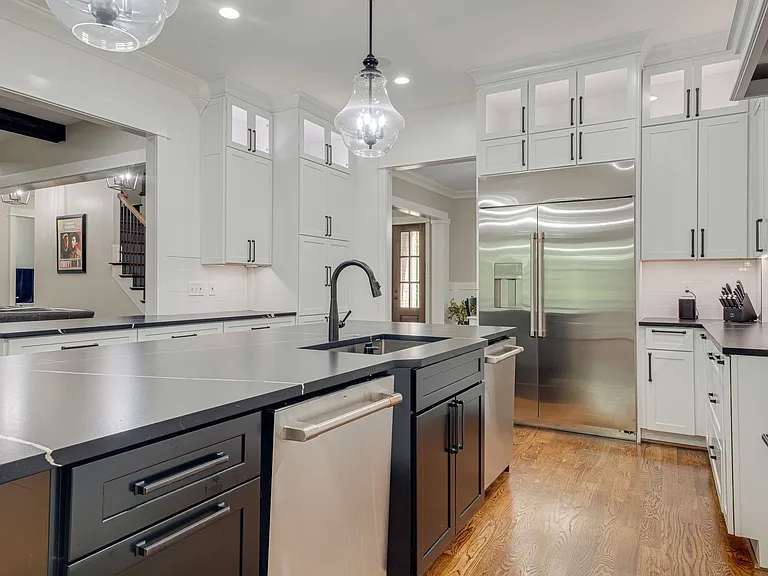 8231 Glover Dr — Photo 87