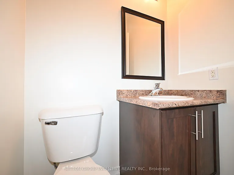 90 Sovereigns Gate #29 — Photo 34