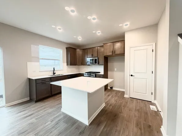 11637 Minnesota Ln N, Osseo, MN 55369