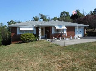 3057 E Maiden St, Washington, PA 15301