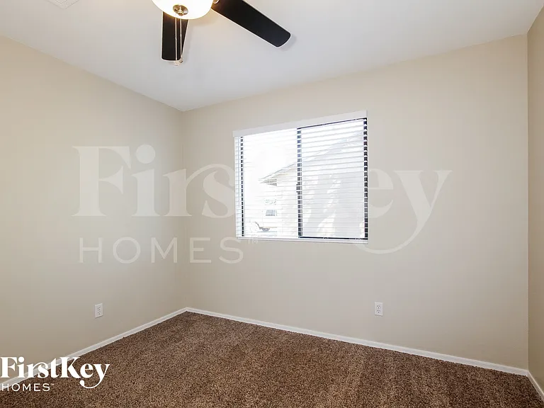 2733 W Villa Rita Dr — Photo 12