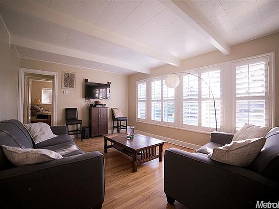 2nd image of 1006 Badgley Dr