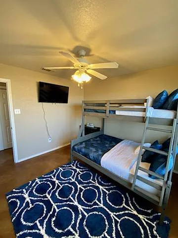 4904 Private Road 1305 — Photo 3