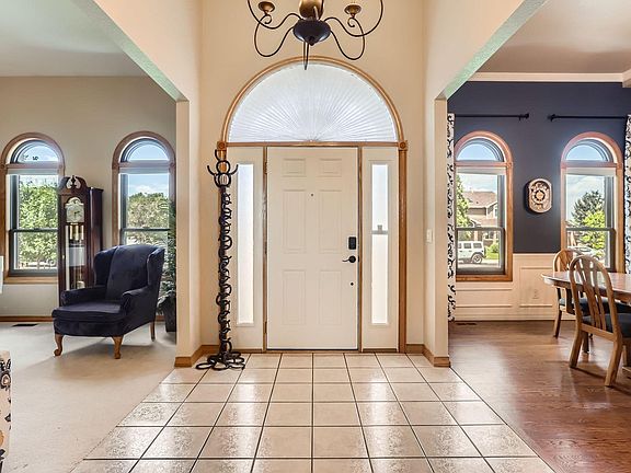 4th image of 640 Valley View Rd