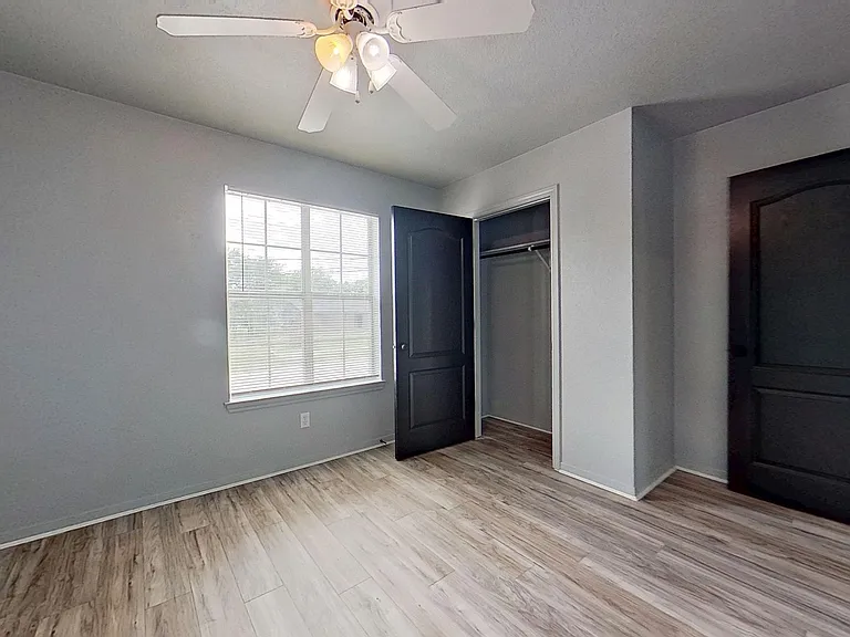 2315 Terrace Dr #D — Photo 16