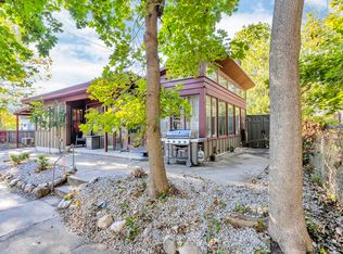 780 Brighton Rd, Jackson, MI 49203