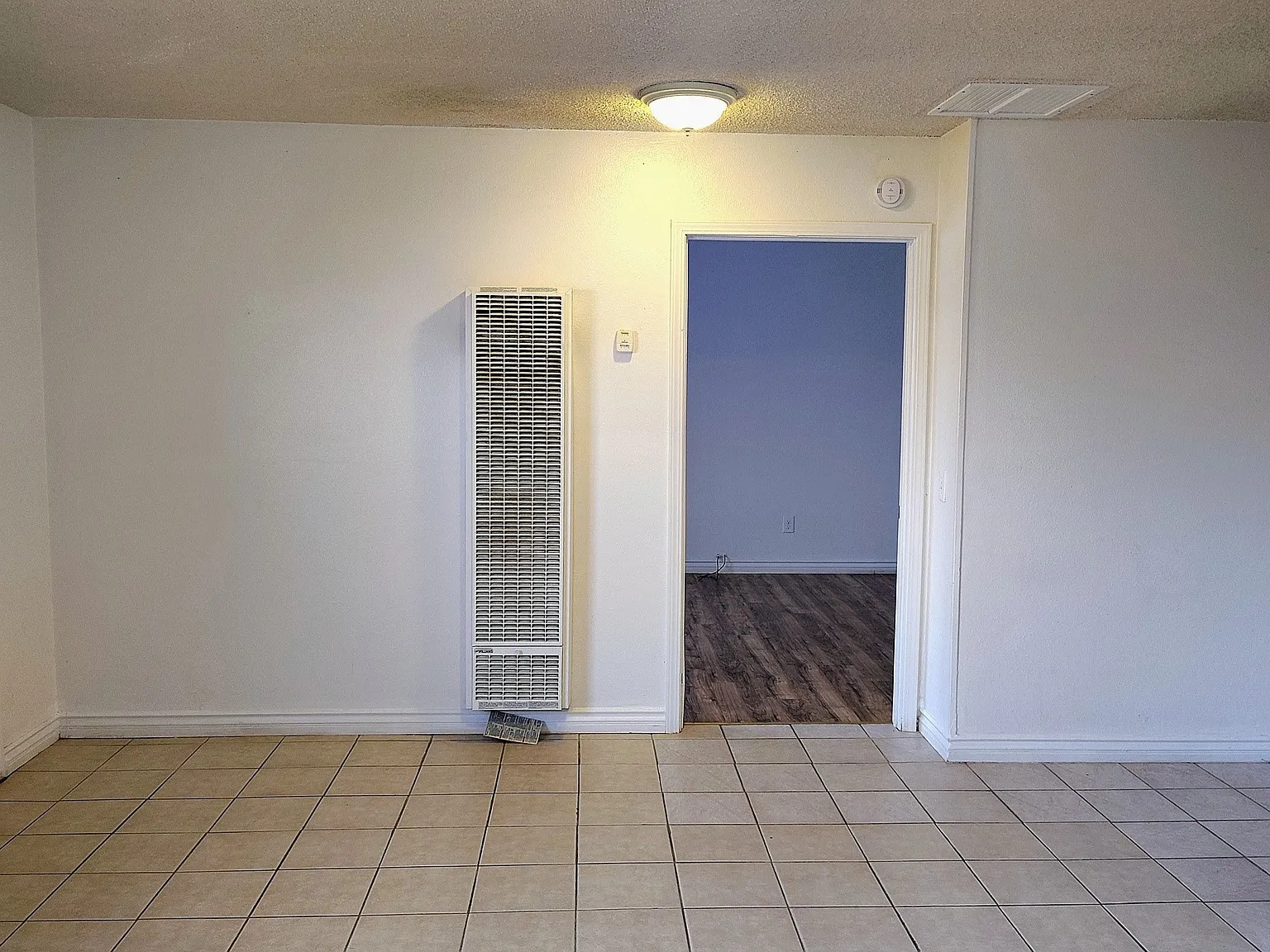 1 bed, 700 sqft, $1,150 — Photo 3