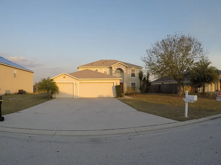 5002 Strada Dr — Photo 17
