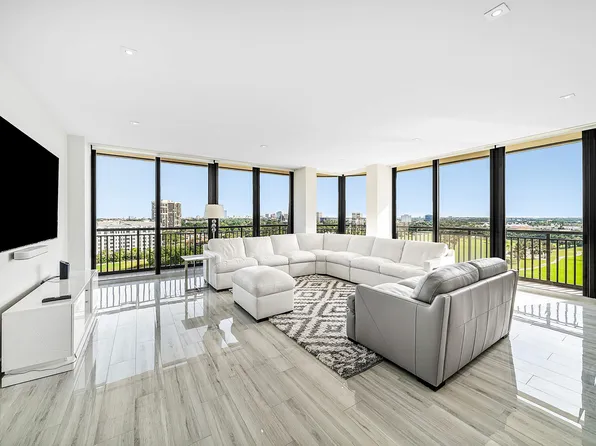 2427 Presidential Way #Ph3, West Palm Beach, FL 33401