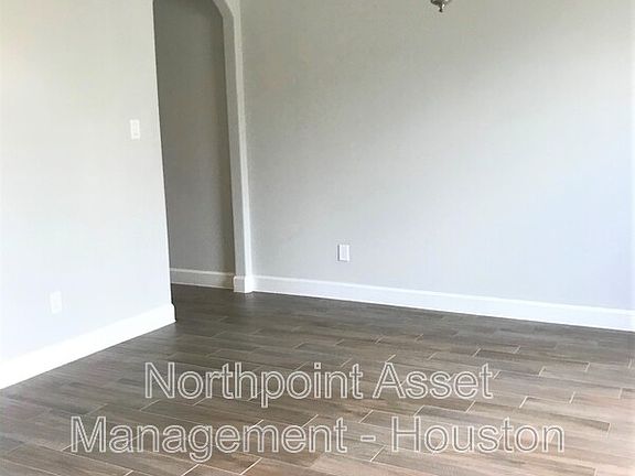 3rd image of 10011 Tripp Dr