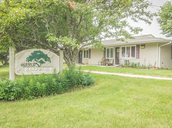 Perry Park Apartments, 2523 Perry Park Ave #6, Perry, IA 50220