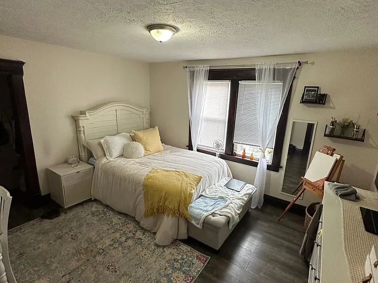 216 Atkinson St — Photo 12
