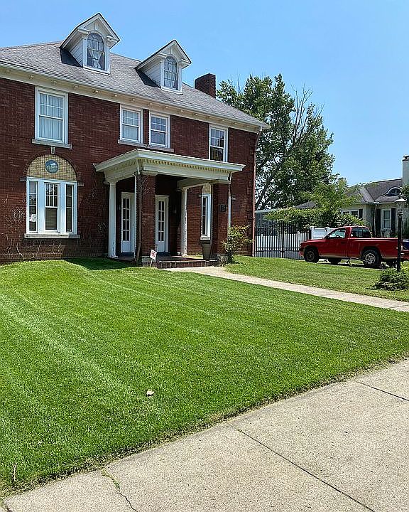 1st image of 2214 Waller St