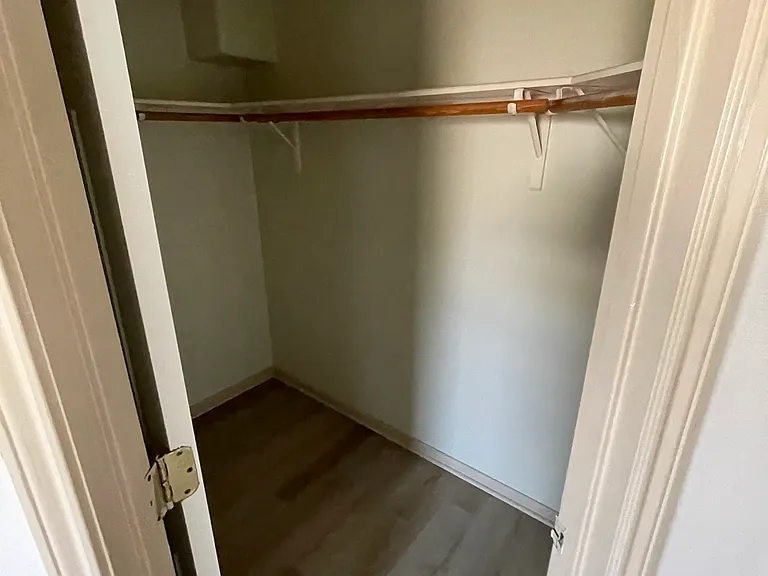 7930 Ginger Park Dr — Photo 17