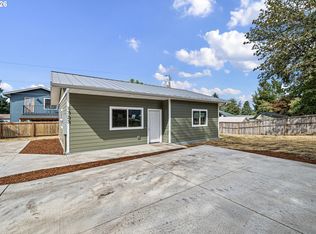 1723 S 6th St, Cottage Grove, OR 97424