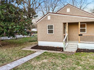 533 Lincoln Ave, Aurora, MO 65605